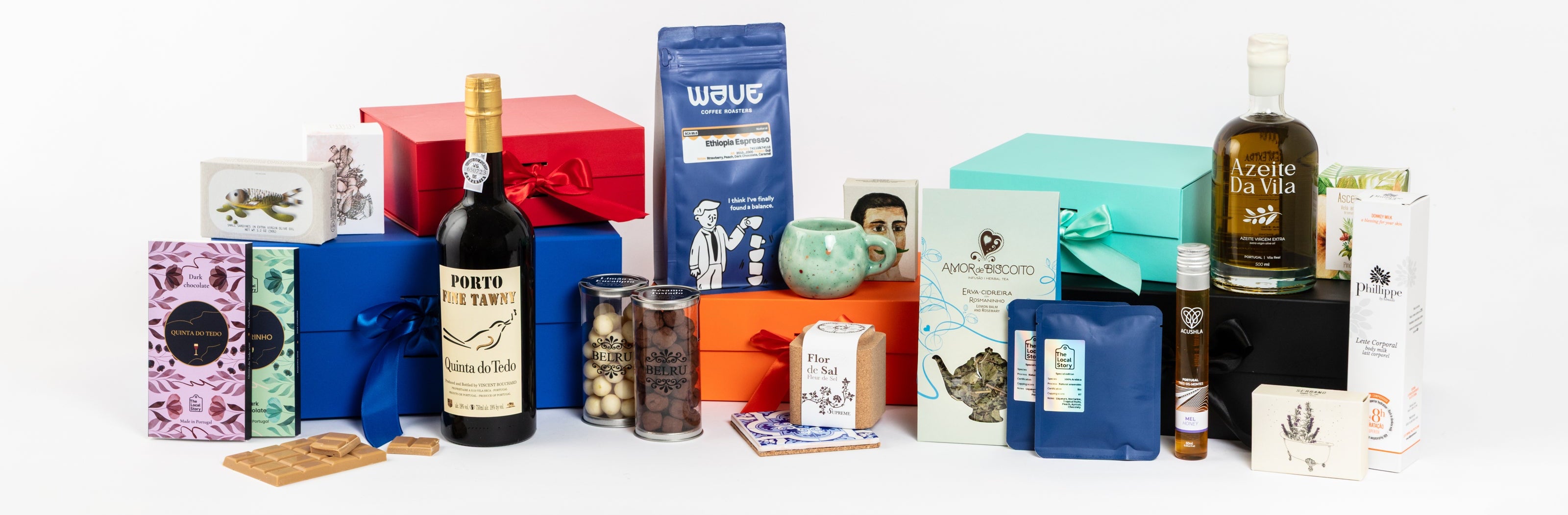 Gift boxes with local Portuguese products, for corporate gifting or events